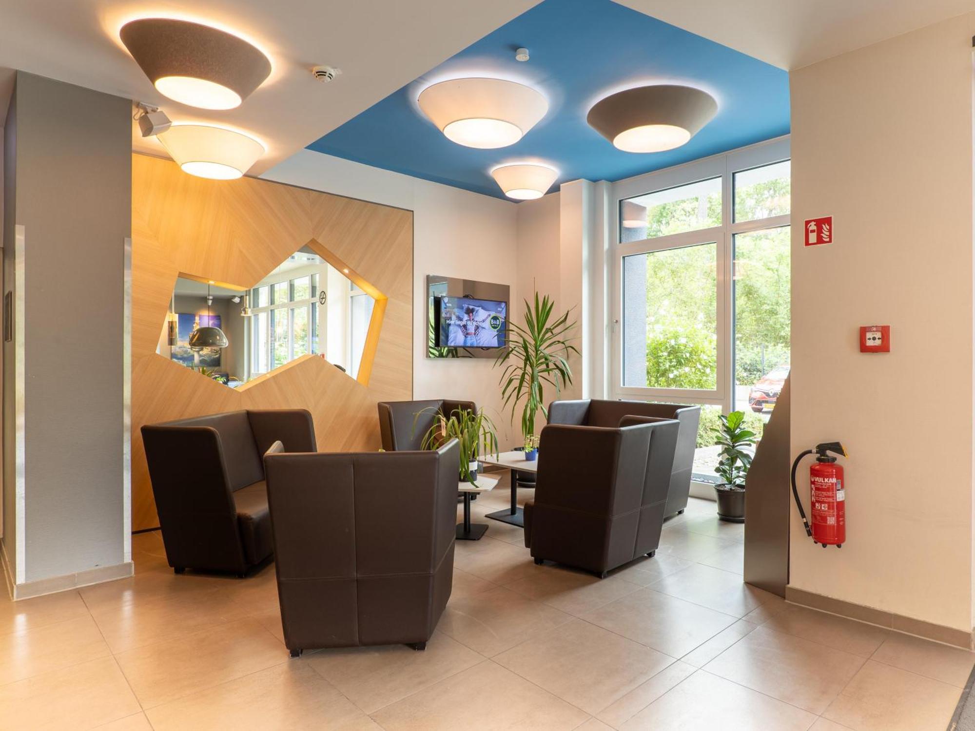 B&B Hotel Stuttgart-Airport/Messe Dış mekan fotoğraf