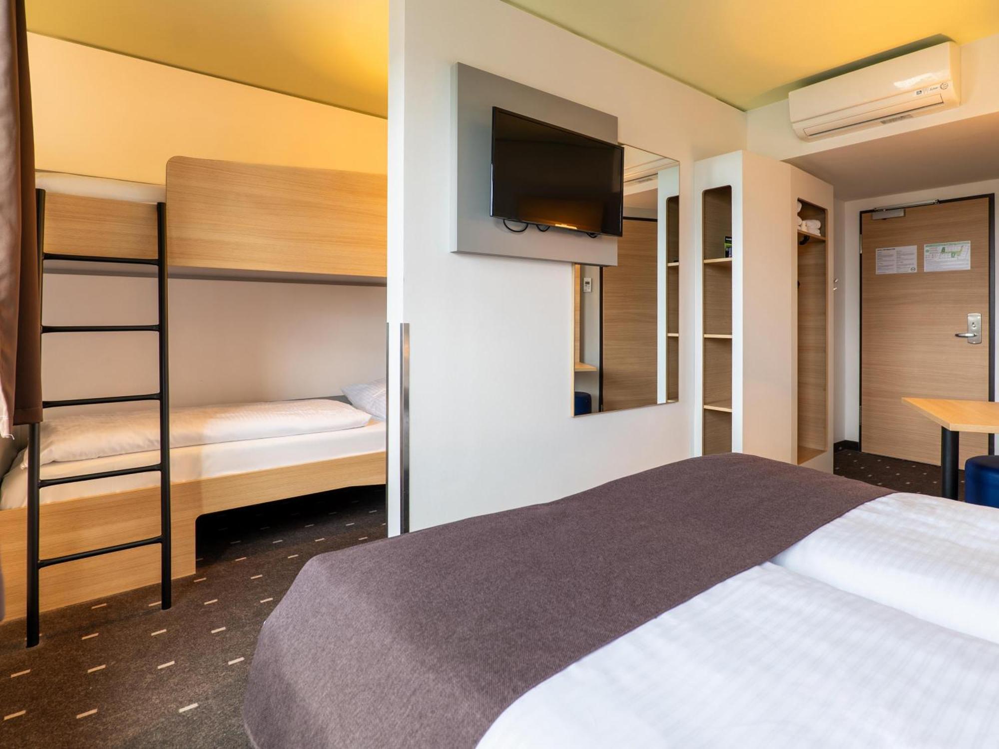 B&B Hotel Stuttgart-Airport/Messe Dış mekan fotoğraf