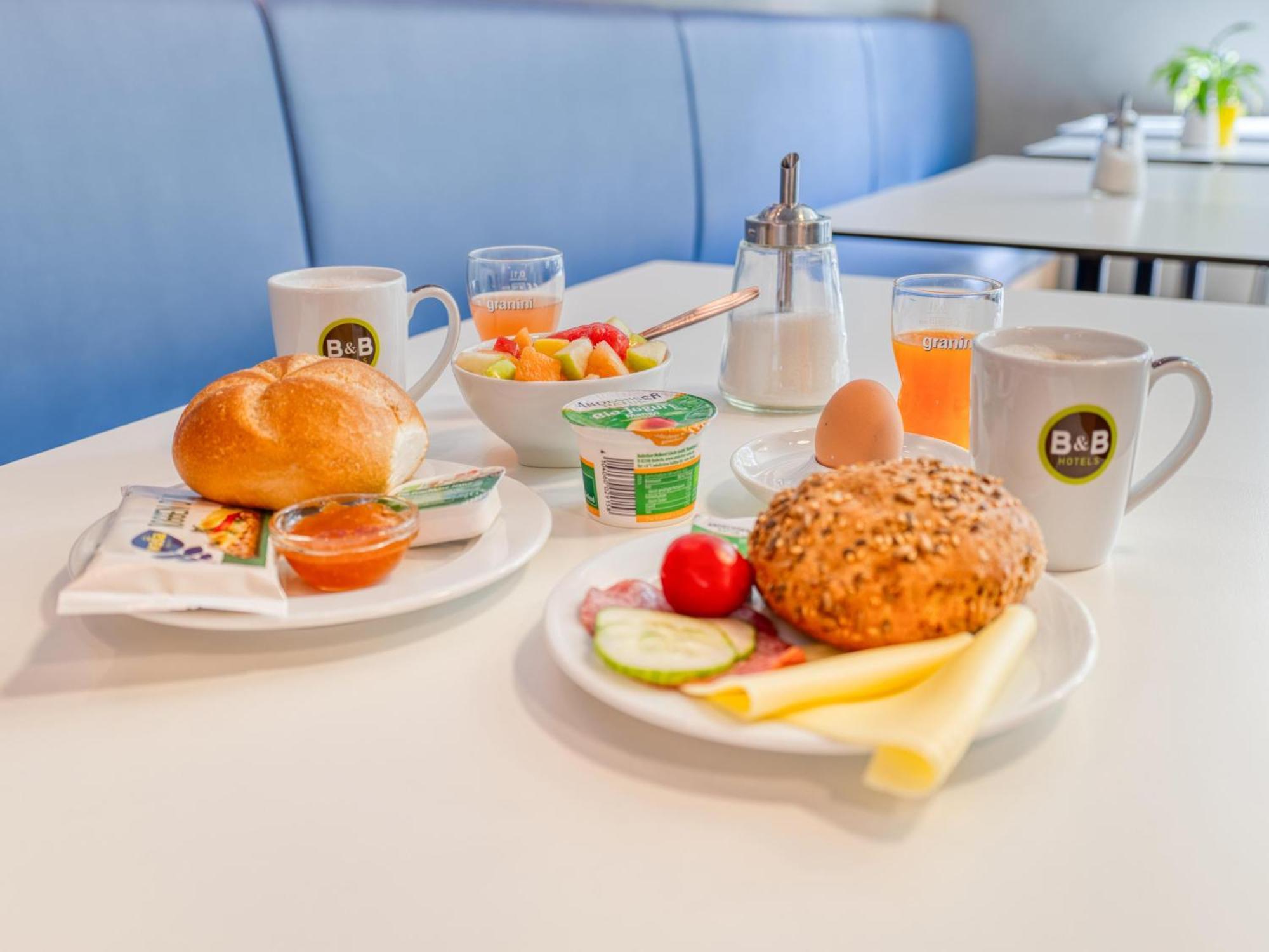 B&B Hotel Stuttgart-Airport/Messe Dış mekan fotoğraf