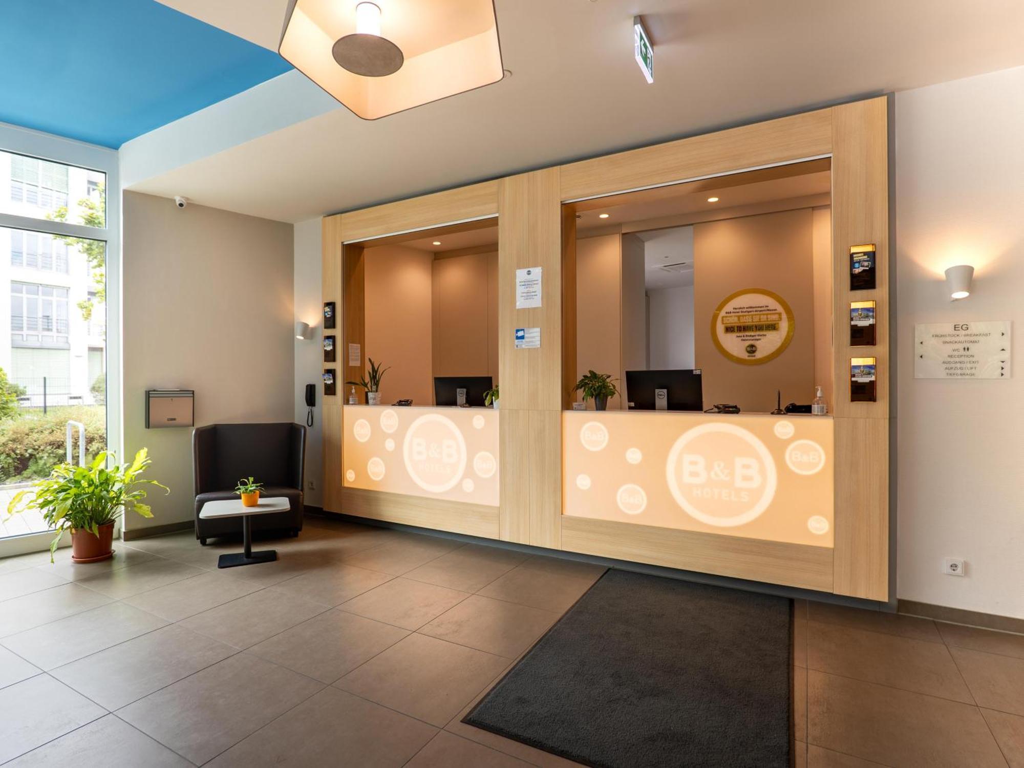 B&B Hotel Stuttgart-Airport/Messe Dış mekan fotoğraf
